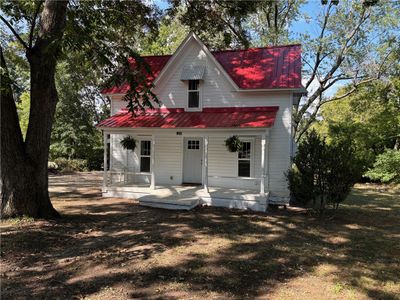 1000 Springfield Avenue, House other with 4 bedrooms, 2 bathrooms and null parking in Green Forest AR | Image 2