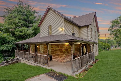 72 Robinson Run Rd, Maidsville, WV, 26541-8050 | Card Image