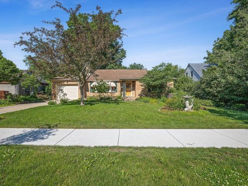 612 N Oak Knolls Avenue, Rockford, IL, 61107 | Card Image
