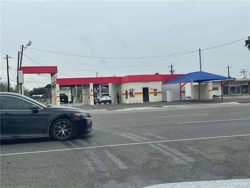 1222 N 77 Sunshine Strip, Harlingen, TX, 78550-8825 | Card Image