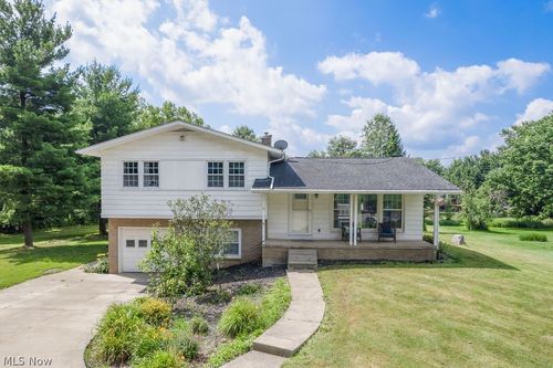 2786 Silverdale Dr, Norton, OH, 44203-6329 | Card Image