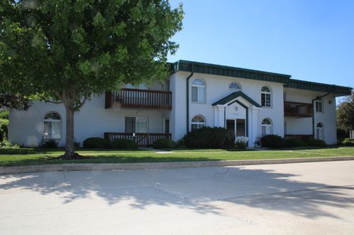 1c-2851 Heritage Dr, Joliet, IL, 60435-4707 | Card Image