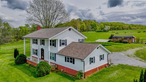207 Pleasant View Rd, Rose Hill, VA, 24281-8763 | Card Image