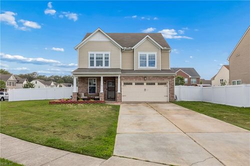 19 Ravenscroft Ln, Hampton, VA, 23669-4820 | Card Image