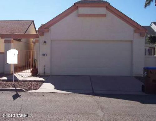 3001 W Vía Principia, Tucson, AZ, 85742 | Card Image