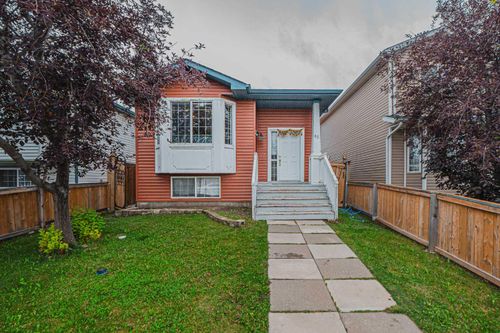65 Martinvalley Road Ne, Calgary, AB, T3J4L9 | Card Image