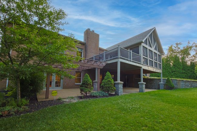 Back of home. | Image 4