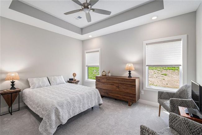 710 Ridge Dr, Townhouse with 2 bedrooms, 2 bathrooms and null parking in Smithville MO | Image 12