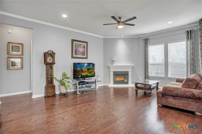 UNIT-1215 - 1400 Little Elm Trl, House other with 5 bedrooms, 4 bathrooms and null parking in Cedar Park TX | Image 11