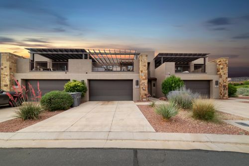 5048 N Escapes Dr, St George, UT, 84770-1240 | Card Image