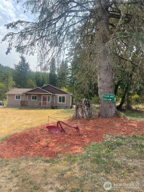 397 Bunker Rd, Chehalis, WA, 98532-9701 | Card Image