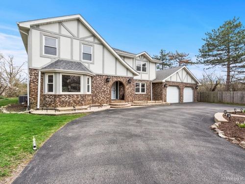 801 Waltz Ct, Prospect Heights, IL, 60070-1150 | Card Image
