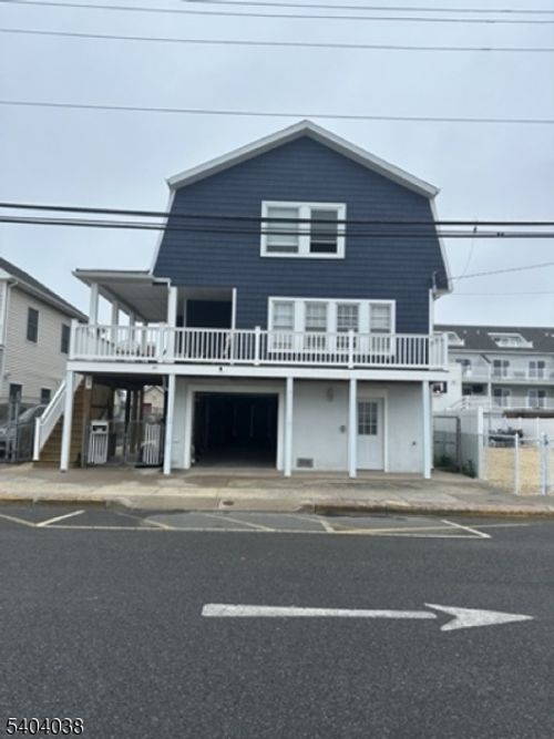 27 Dupont Ave, Seaside Heights, NJ, 08751-2525 | Card Image