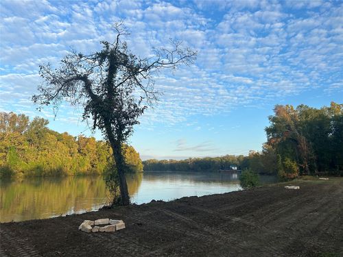 4326 N State Highway 19, Trinity, TX, 75862-4517 | Card Image