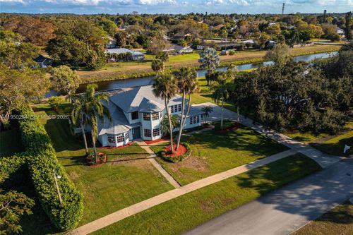 108 Ridgewood Ave, Clewiston, FL, 33440-5114 | Card Image