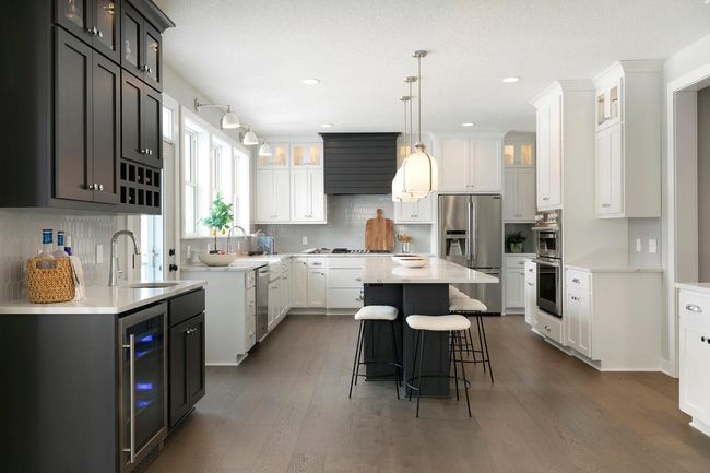 Pictures are of a previous model of a similar floor plan | Image 5