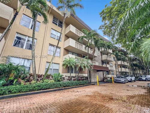 239-1800 Sans Souci Blvd, North Miami, FL, 33181-3069 | Card Image