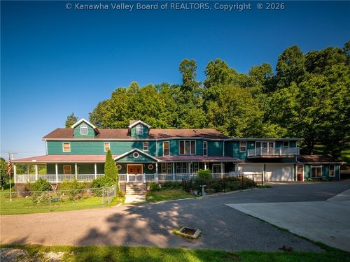 3826 16th Street Rd, Huntington, WV, 25701-9743 | Card Image