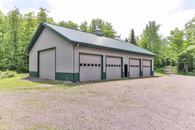 7748 Lone Pine Dr, House other with 3 bedrooms, 3 bathrooms and null parking in Presque Isle WI | Image 47