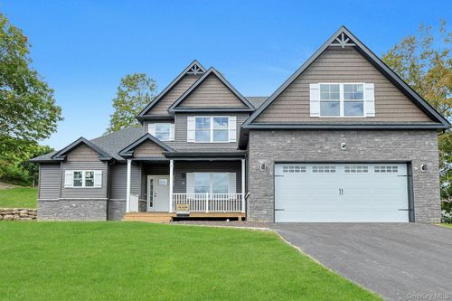 86 Frank St, New Windsor, NY, 12553-6808 | Card Image