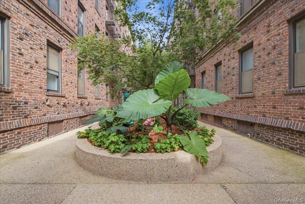 Residential in New York 3