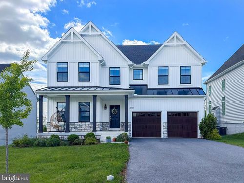 2758 Hillfield Dr, FREDERICK, MD, 21702-1676 | Card Image