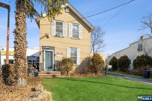 21 Central Ave, Tenafly, NJ, 07670-1836 | Card Image