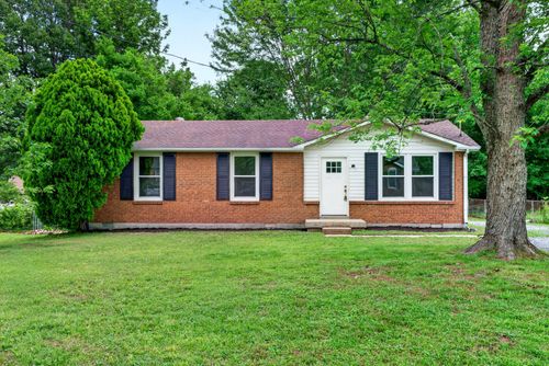 411 Julie Dr, Clarksville, TN, 37042-6116 | Card Image