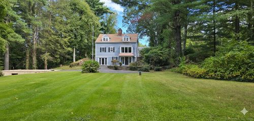 187 W Avon Rd, Avon, CT, 06001-3508 | Card Image