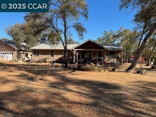 5098 Cantle Rd, Copperopolis, CA, 95228-7003 | Card Image