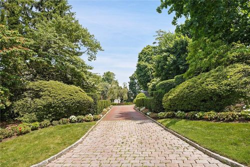 55 Hillside Rd, Rye, NY, 10580-2012 | Card Image