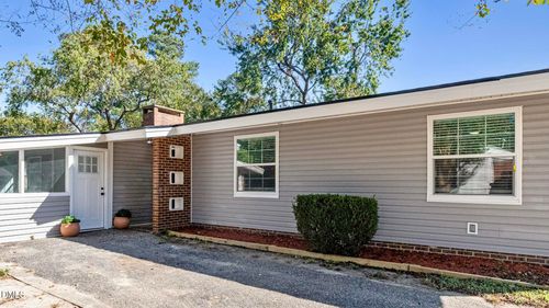 909 Montclair Rd, Fayetteville, NC, 28314-2509 | Card Image