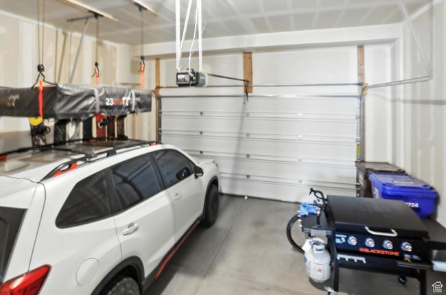 2 Car Garage | Image 42