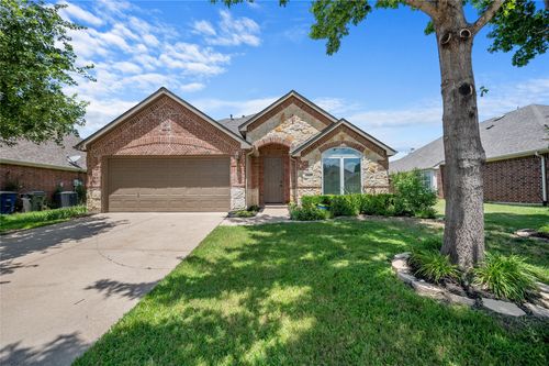 2413 Deerwood Dr, Little Elm, TX, 75068-6634 | Card Image