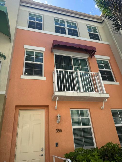 356 Moorings Dr, Lantana, FL, 33462-8022 | Card Image