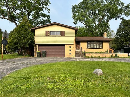 200 N Pine St, Prospect Heights, IL, 60070-1524 | Card Image