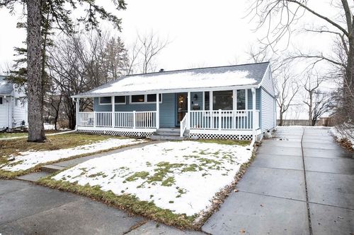 6101 W Burdick Ave, Milwaukee, WI, 53219-4324 | Card Image