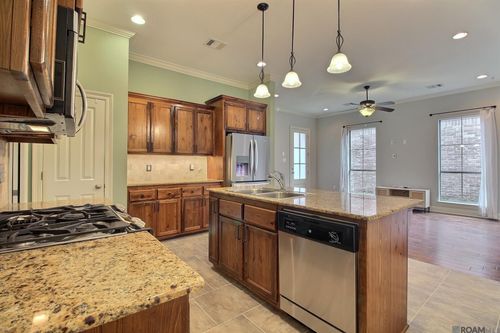 7935 Seville Ct, Baton Rouge, LA, 70820-6520 | Card Image