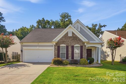 8530 Heron Glen Dr, Charlotte, NC, 28269-6229 | Card Image