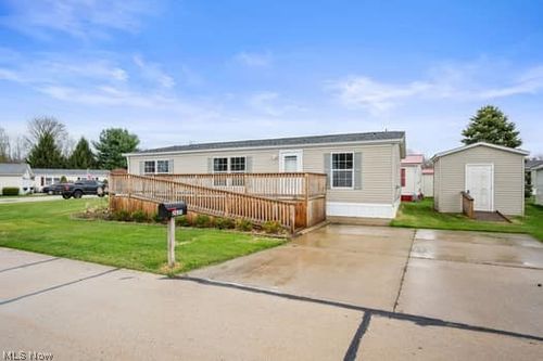 2631 Stoneyridge Dr, Madison, OH, 44057-3435 | Card Image
