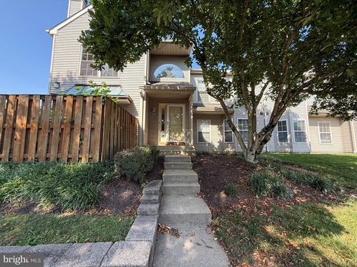 4206 Waltham Ct, YARDLEY, PA, 19067-6389 | Card Image
