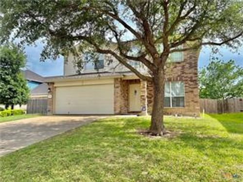 5902 Chuckwagon Cir, Killeen, TX, 76542-4683 | Card Image