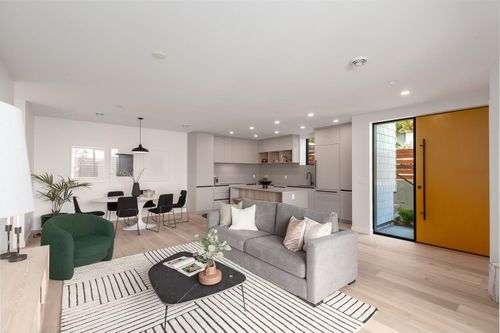 3870 Prince Albert St, Vancouver, BC, V5V | Card Image