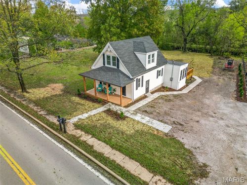 2934 S Highway 94, Defiance, MO, 63341-2806 | Card Image