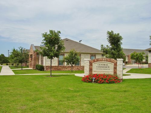 201-15901 Central Commerce Dr, Pflugerville, TX, 78660-2043 | Card Image