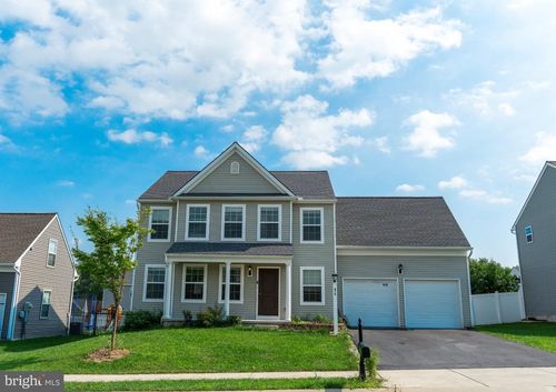 816 Westbrooke Dr, ELIZABETHTOWN, PA, 17022-8815 | Card Image