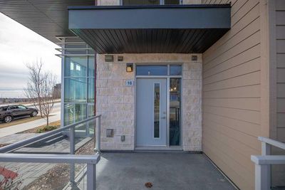 16 - 30 Shawnee Common Sw, Condo with 2 bedrooms, 2 bathrooms and 2 parking in Calgary AB | Image 2