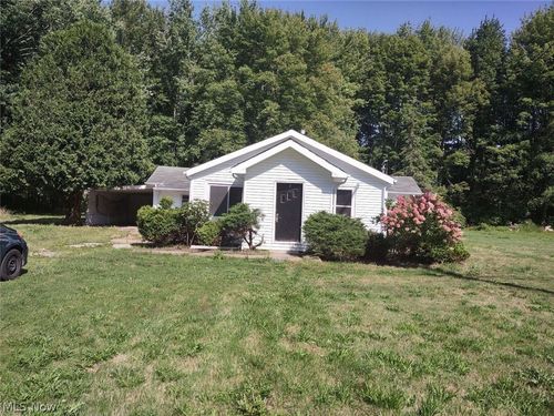 7846 Ninevah Rd, Geneva, OH, 44041-9284 | Card Image