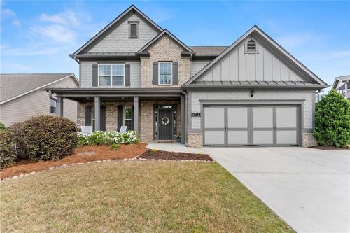 6712 Blooming Iris Ct, Flowery Branch, GA, 30542-5129 | Card Image