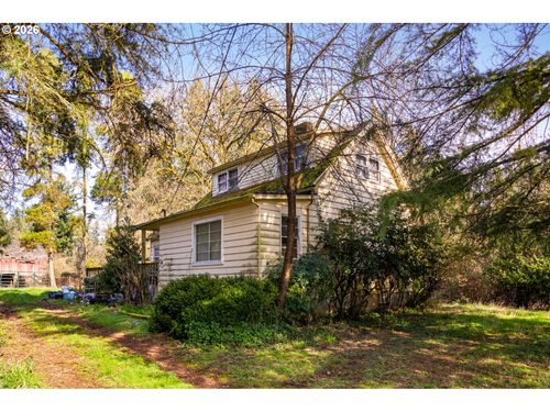 11999 S Criteser Rd, Oregon City, OR, 97045-7705 | Card Image